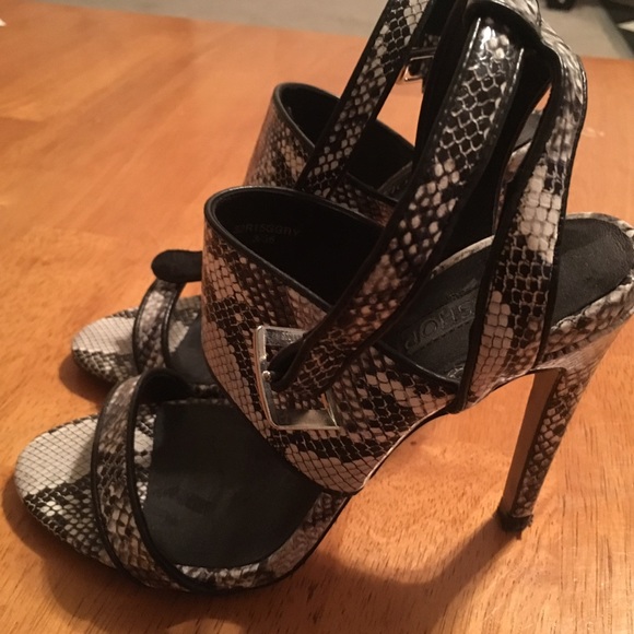 Topshop Snakeskin Heel, Size 5.5 - Picture 3 of 3